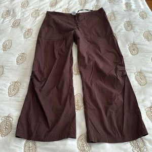 Like new be present yoga pants